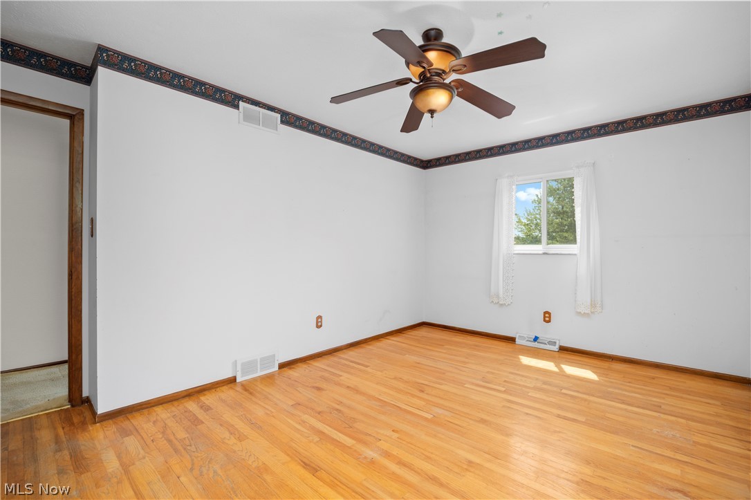 1486 David Drive Hinckley OH 44233