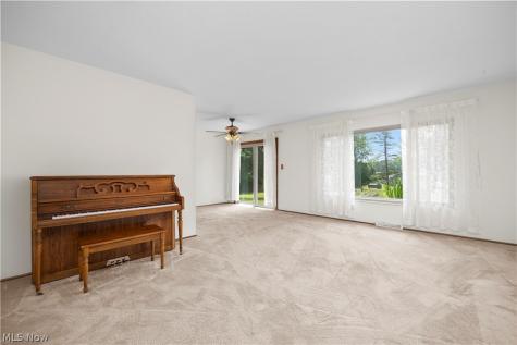 1486 David Drive Hinckley OH 44233
