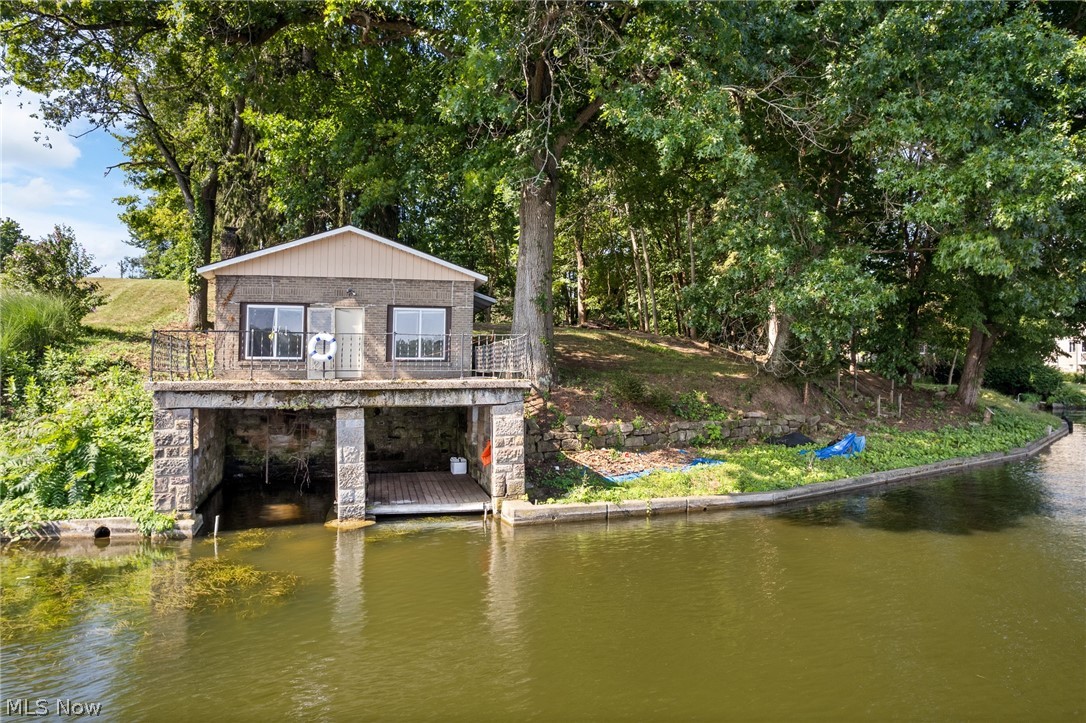 4007 Melton Avenue Akron OH 44319