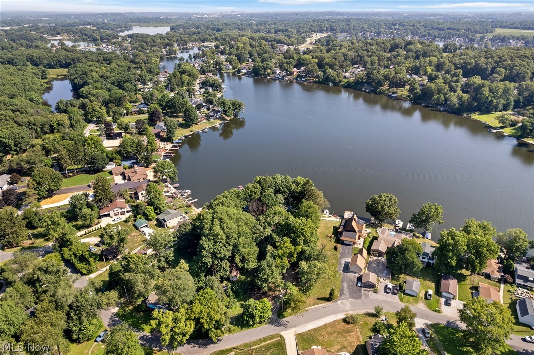 4007 Melton Avenue Akron OH 44319