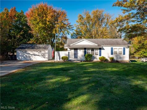 446 Lakewood Avenue Brunswick OH 44212