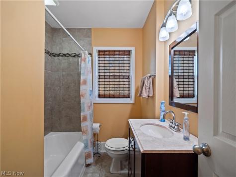 446 Lakewood Avenue Brunswick OH 44212