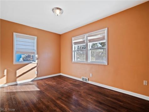 446 Lakewood Avenue Brunswick OH 44212