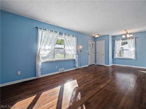 446 Lakewood Avenue Brunswick OH 44212
