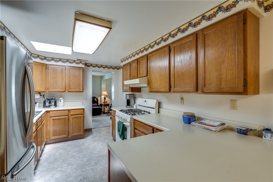 1183 Aberth Drive Akron OH 44320