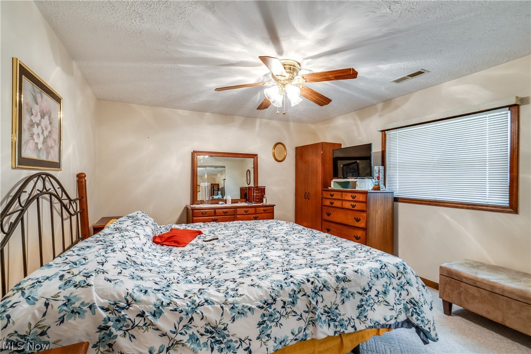 1183 Aberth Drive Akron OH 44320