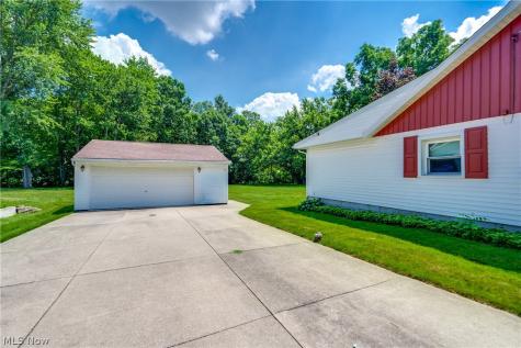 1183 Aberth Drive Akron OH 44320