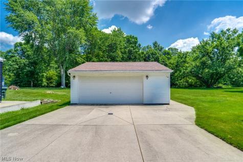 1183 Aberth Drive Akron OH 44320