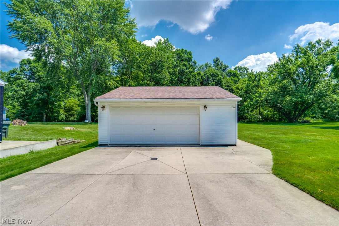 1183 Aberth Drive Akron OH 44320