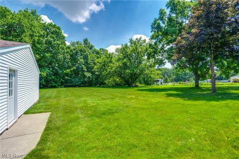 1183 Aberth Drive Akron OH 44320
