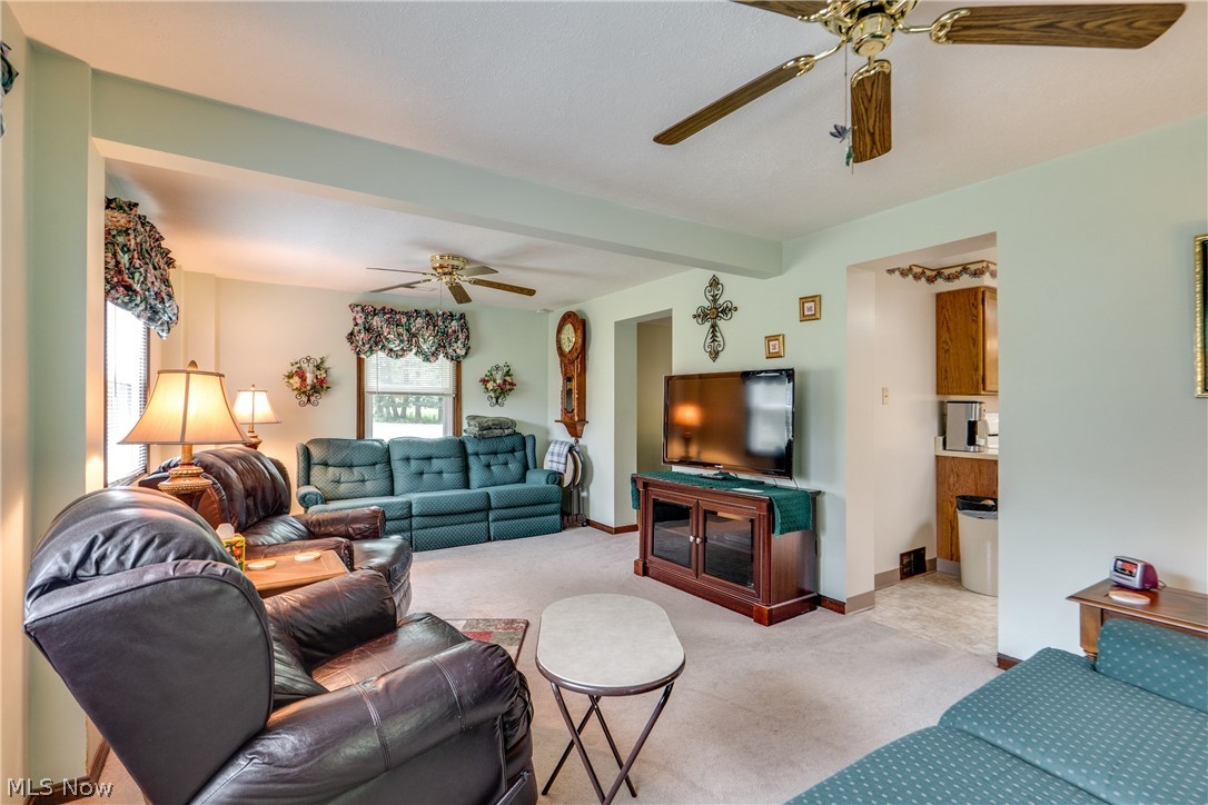 1183 Aberth Drive Akron OH 44320
