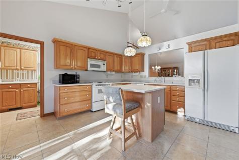 19292 Charter Lane Strongsville OH 44149