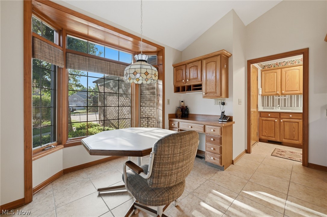 19292 Charter Lane Strongsville OH 44149