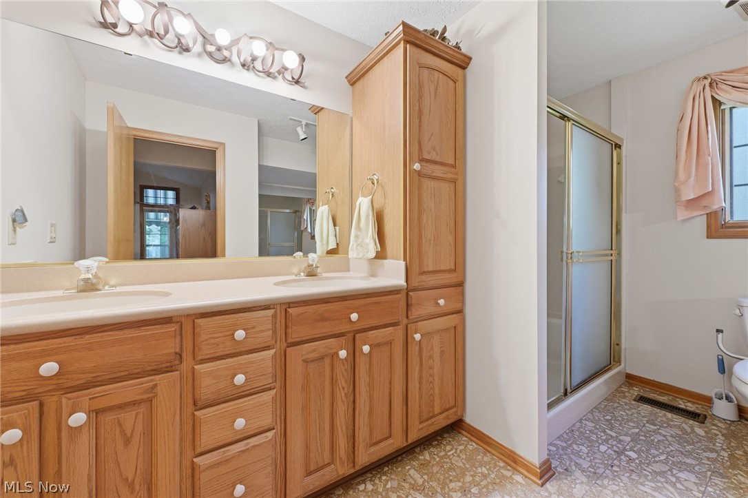 19292 Charter Lane Strongsville OH 44149