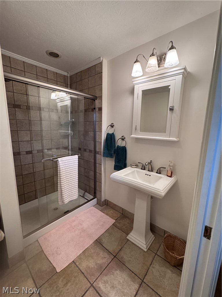 10803 Kile Road Chardon OH 44024