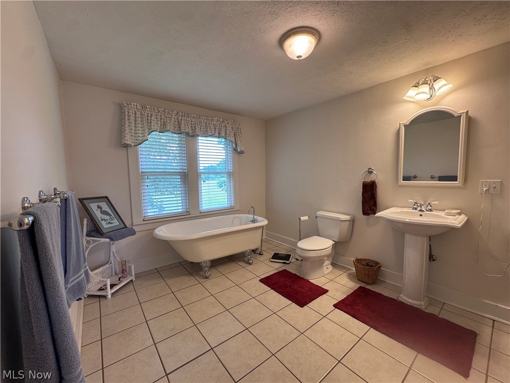 10803 Kile Road Chardon OH 44024