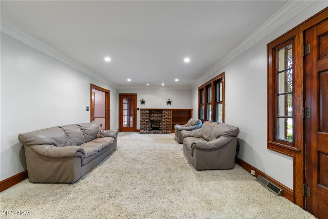 4698 Manchester Road New Franklin OH 44319