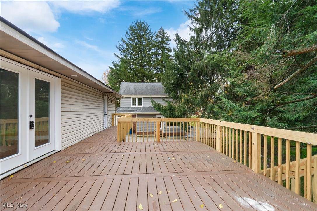 4698 Manchester Road New Franklin OH 44319