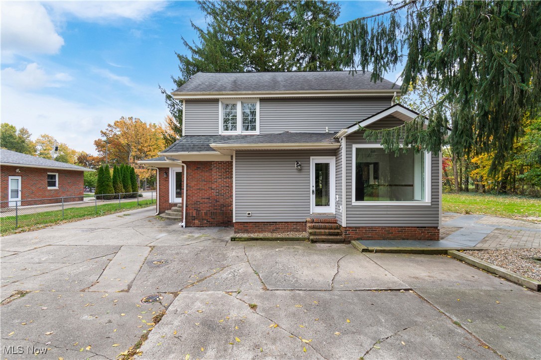 4698 Manchester Road New Franklin OH 44319