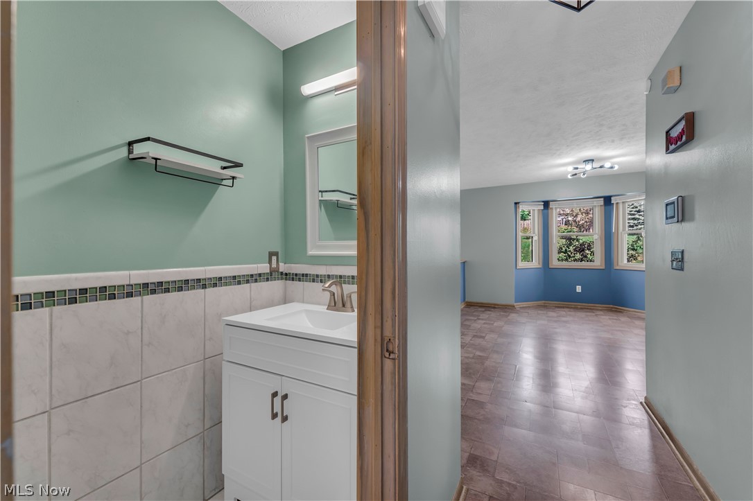 26410 Forbes Road Oakwood Village OH 44146