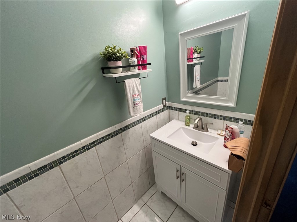 26410 Forbes Road Oakwood Village OH 44146