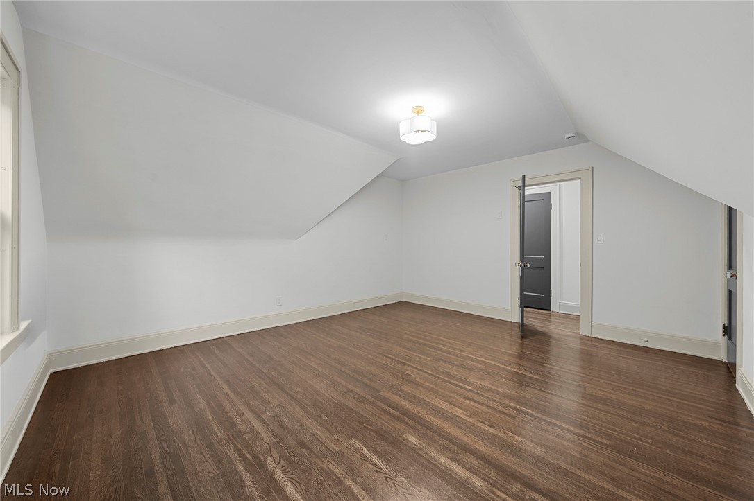 9805 Lake Avenue Cleveland OH 44102