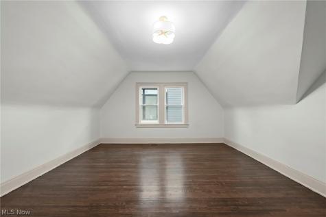 9805 Lake Avenue Cleveland OH 44102