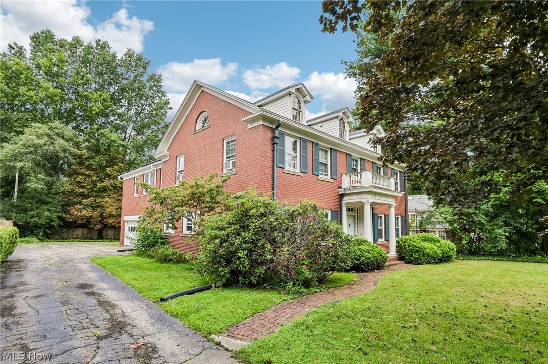 44 Clemmer Avenue Akron OH 44313
