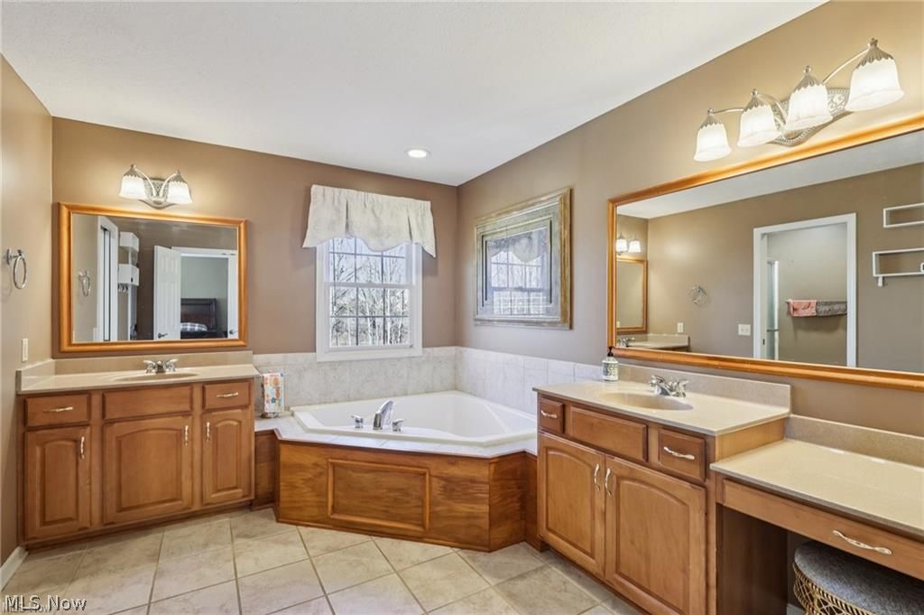 620 Prestige Woods Boulevard Aurora OH 44202