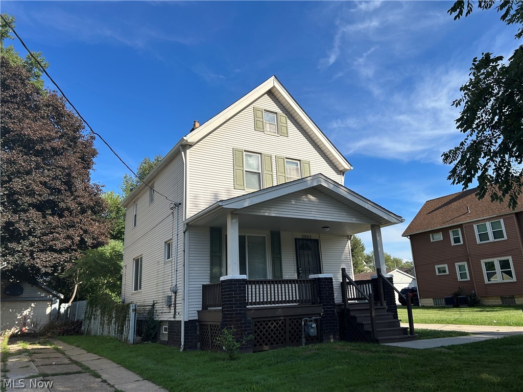 3961 E 53rd Street Newburgh Heights OH 44105