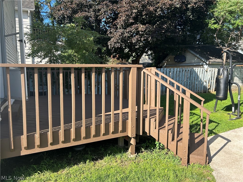 3961 E 53rd Street Newburgh Heights OH 44105