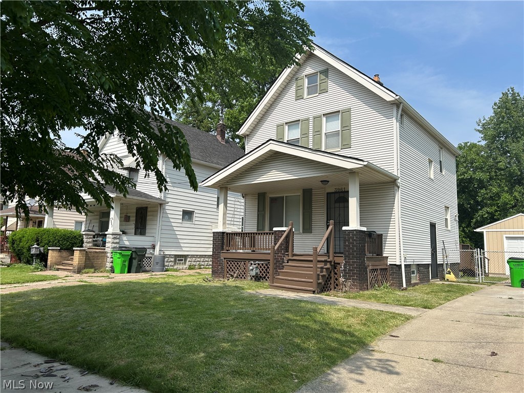 3961 E 53rd Street Newburgh Heights OH 44105
