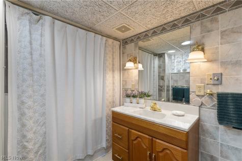 1630 Pershing Avenue Steubenville OH 43952