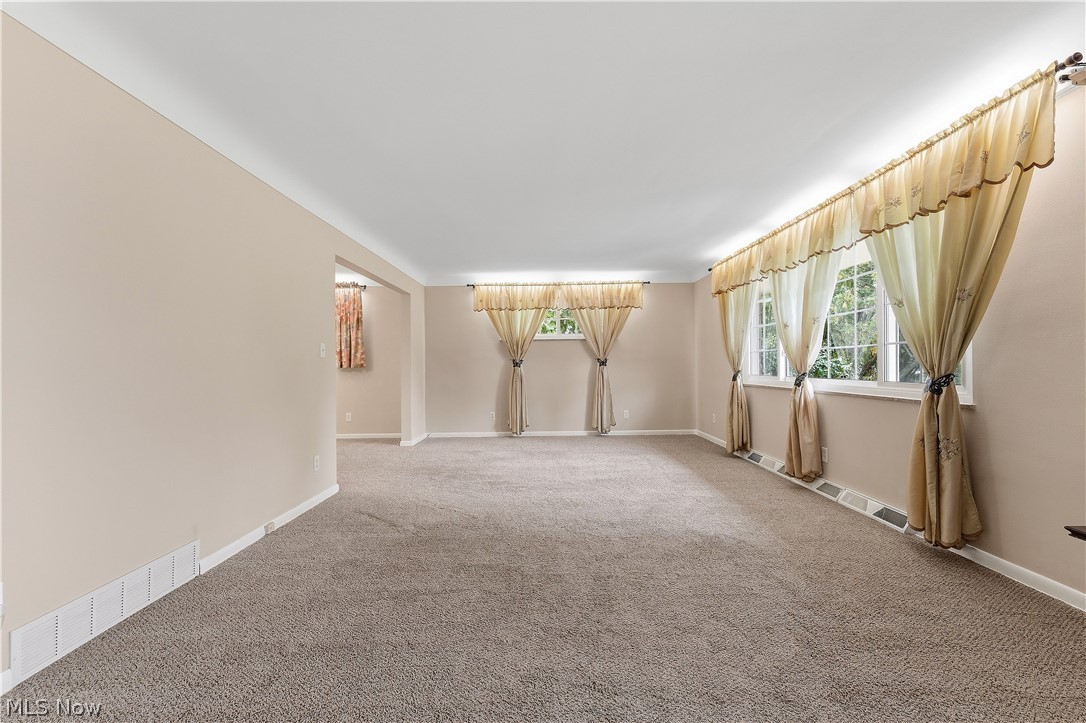 3745 Dentzler Road Parma OH 44134