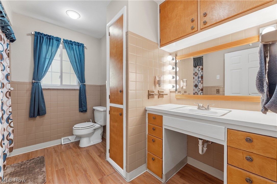 3745 Dentzler Road Parma OH 44134