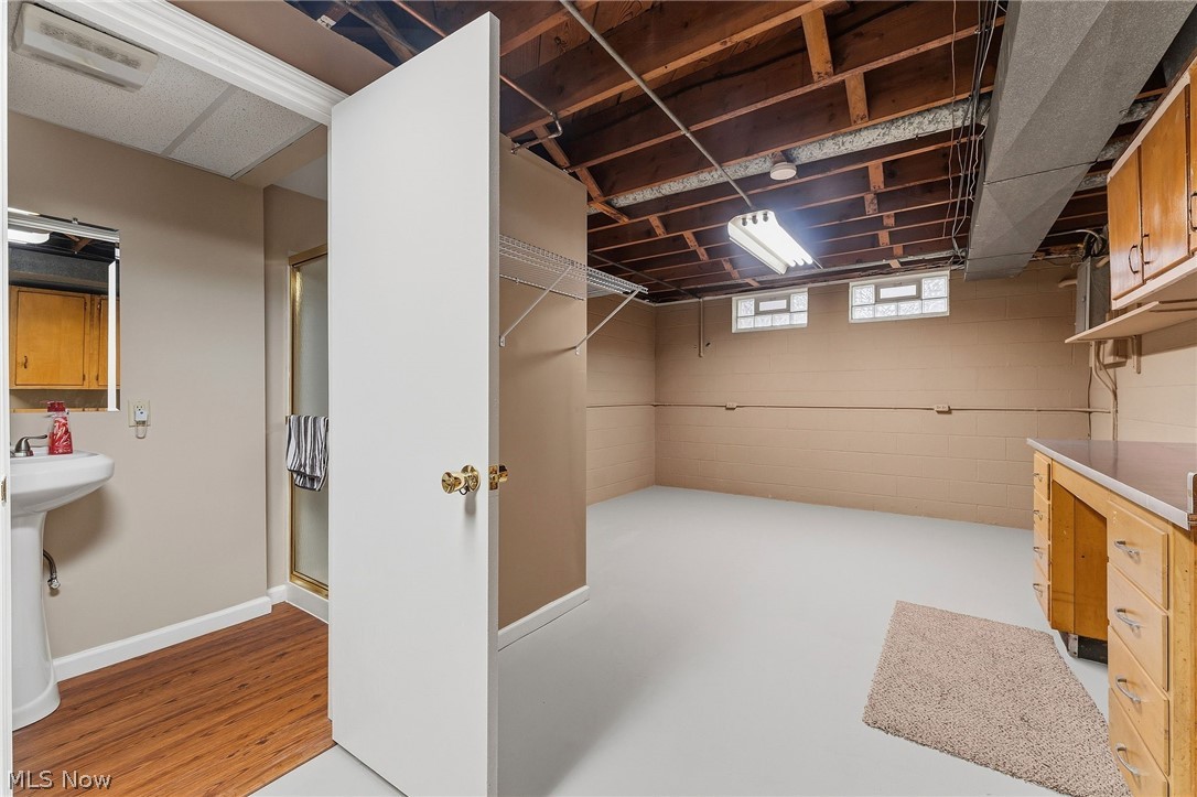 3745 Dentzler Road Parma OH 44134