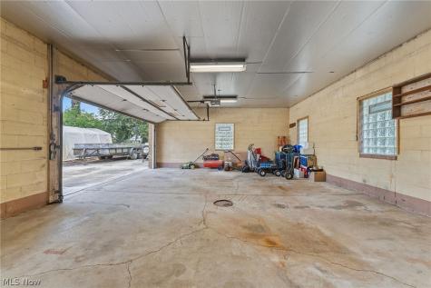 3745 Dentzler Road Parma OH 44134