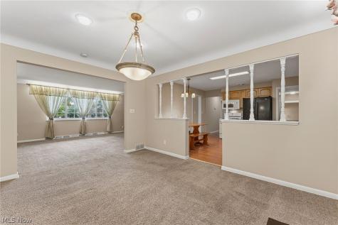 3745 Dentzler Road Parma OH 44134