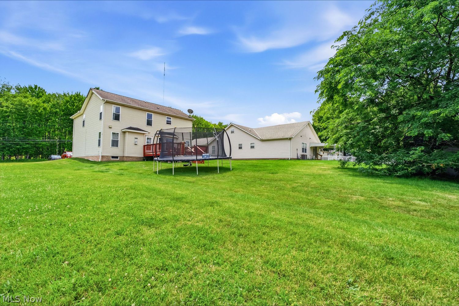 1642 W Ridgewood Drive Parma OH 44134