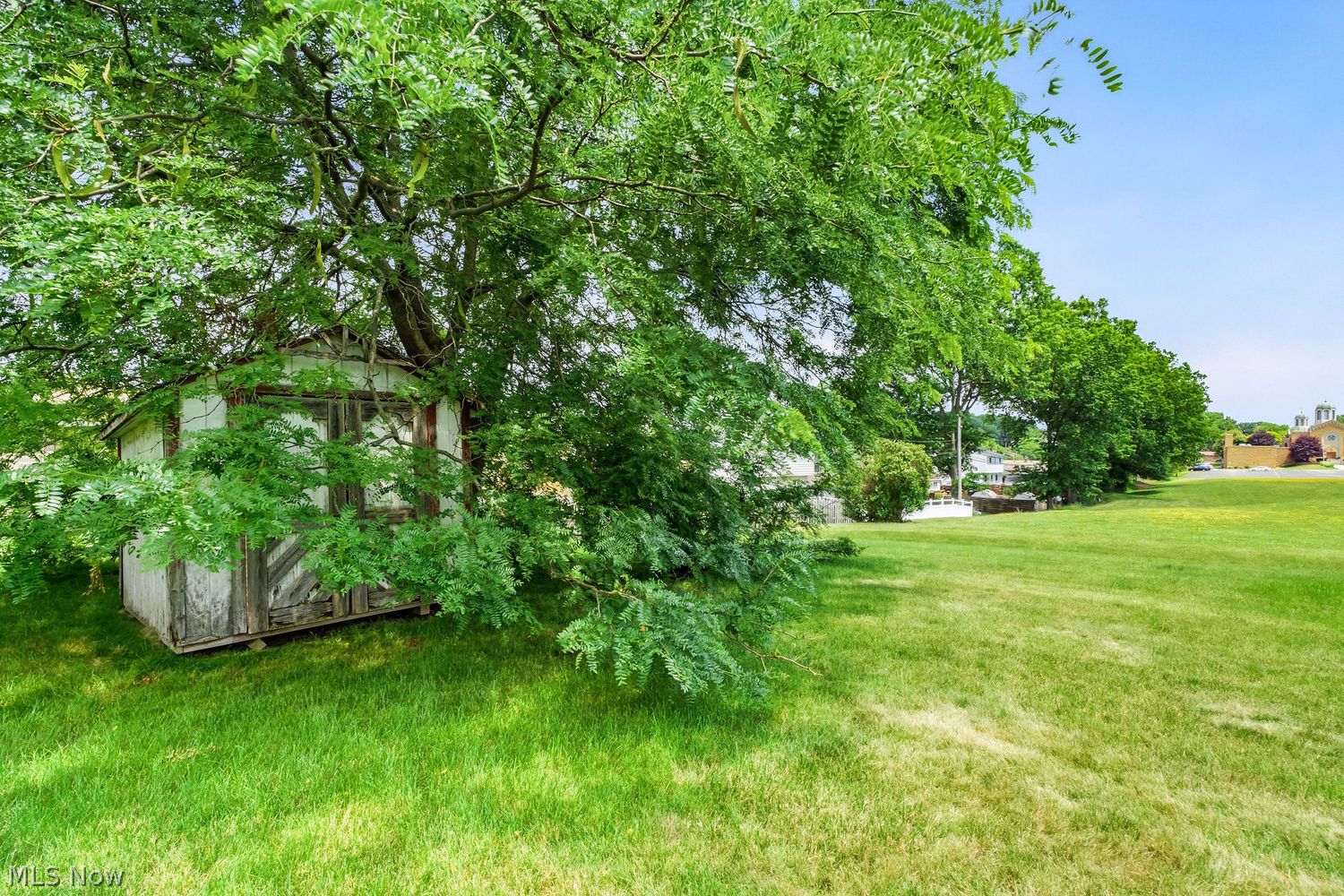 1642 W Ridgewood Drive Parma OH 44134