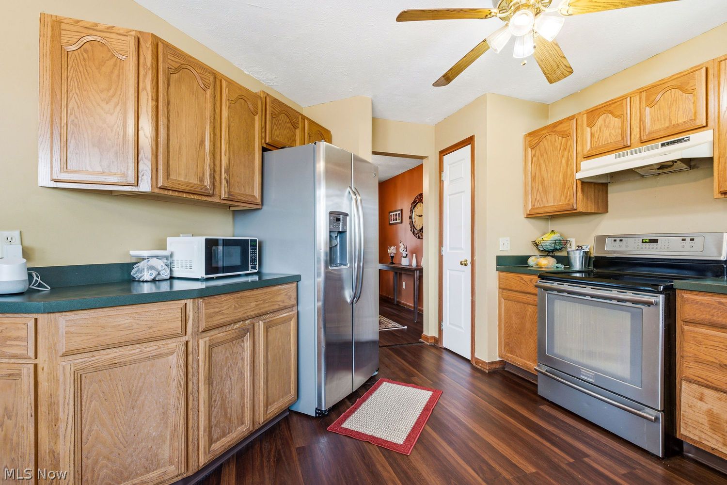 1642 W Ridgewood Drive Parma OH 44134