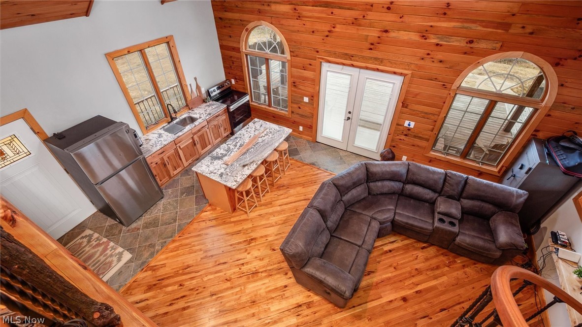 19462 Kansas Road Salesville OH 43778