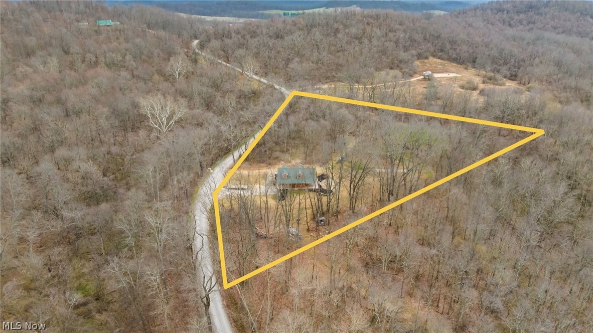 19462 Kansas Road Salesville OH 43778