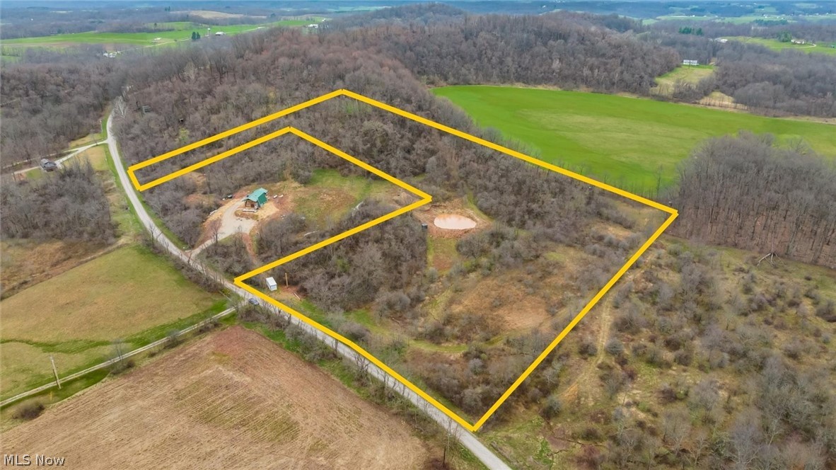 19462 Kansas Road Salesville OH 43778