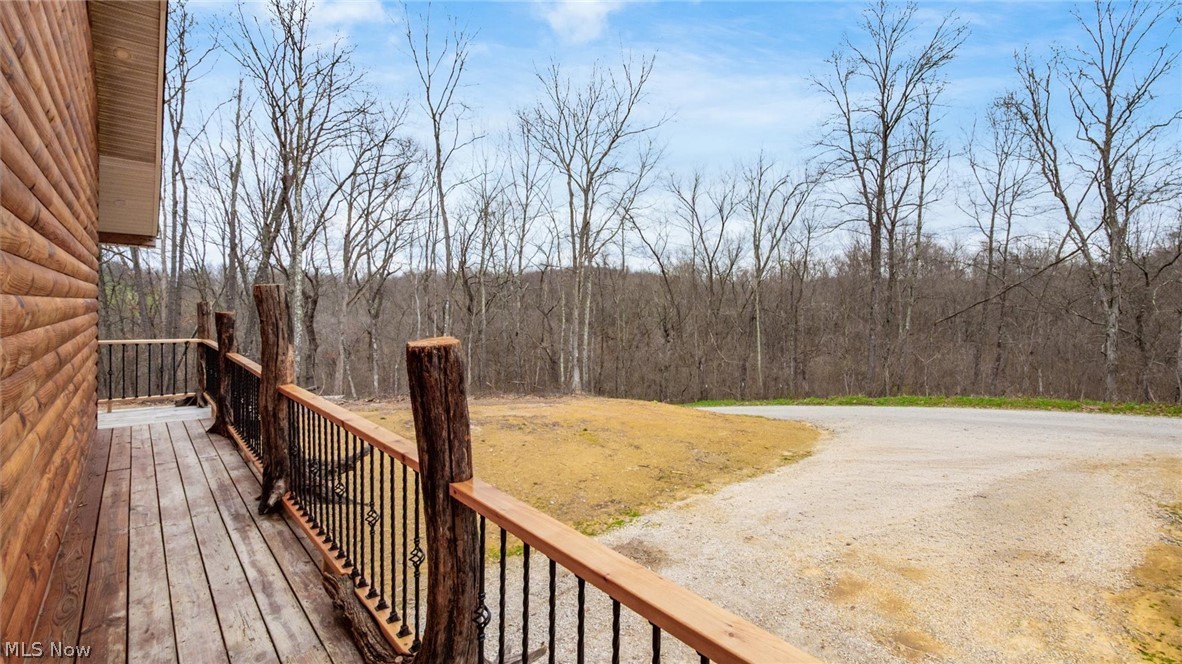 19462 Kansas Road Salesville OH 43778