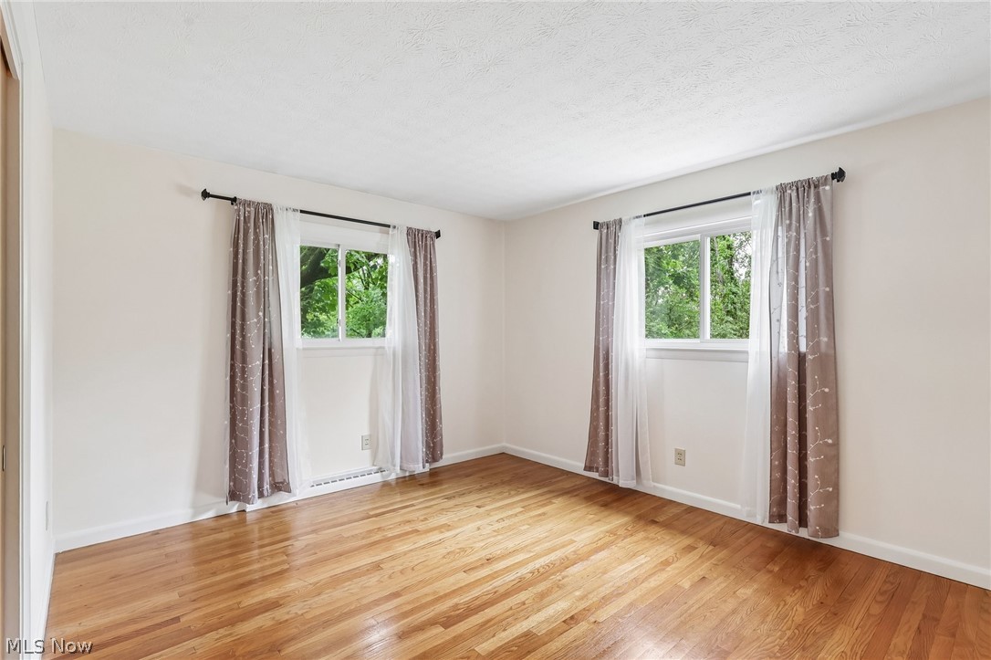 31625 Bainbridge Road Solon OH 44139