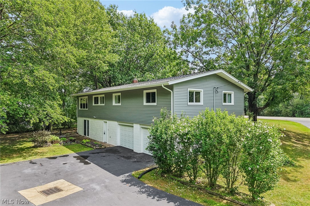31625 Bainbridge Road Solon OH 44139
