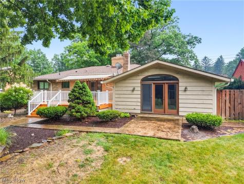 6125 Hillside Road Independence OH 44131