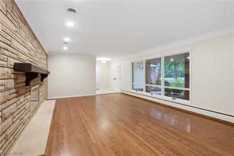 6125 Hillside Road Independence OH 44131