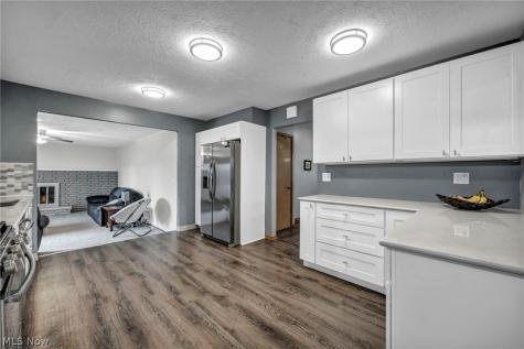 13700 Indian Creek Drive Middleburg Heights OH 44130